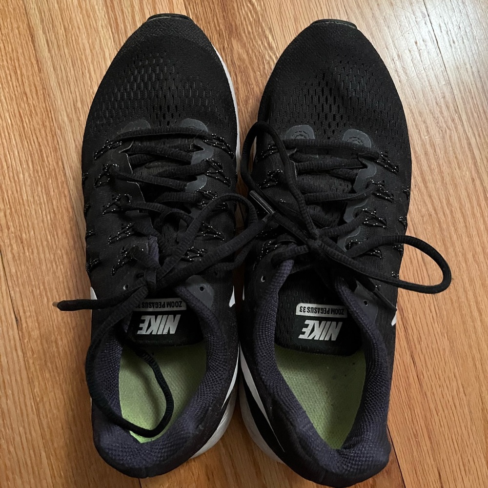 nike zoom pegasus sneaker